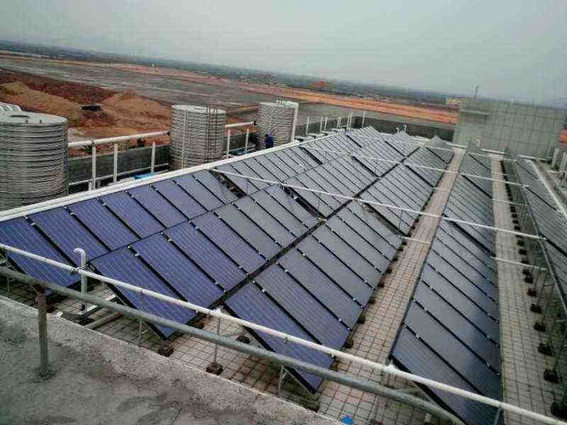 太陽(yáng)能配空氣能熱水熱泵安裝工程